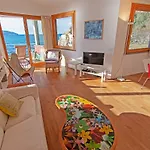 The Boat Villa