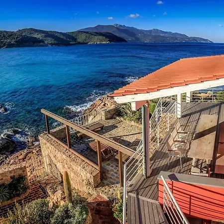 The Boat * 费拉约港