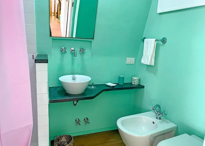 The Boat Портоферрайо